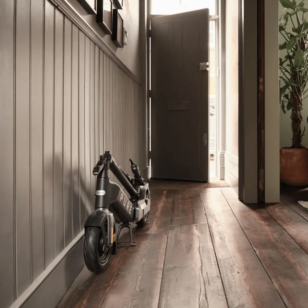 E-Scooter PURE Advance schwarz klappbar