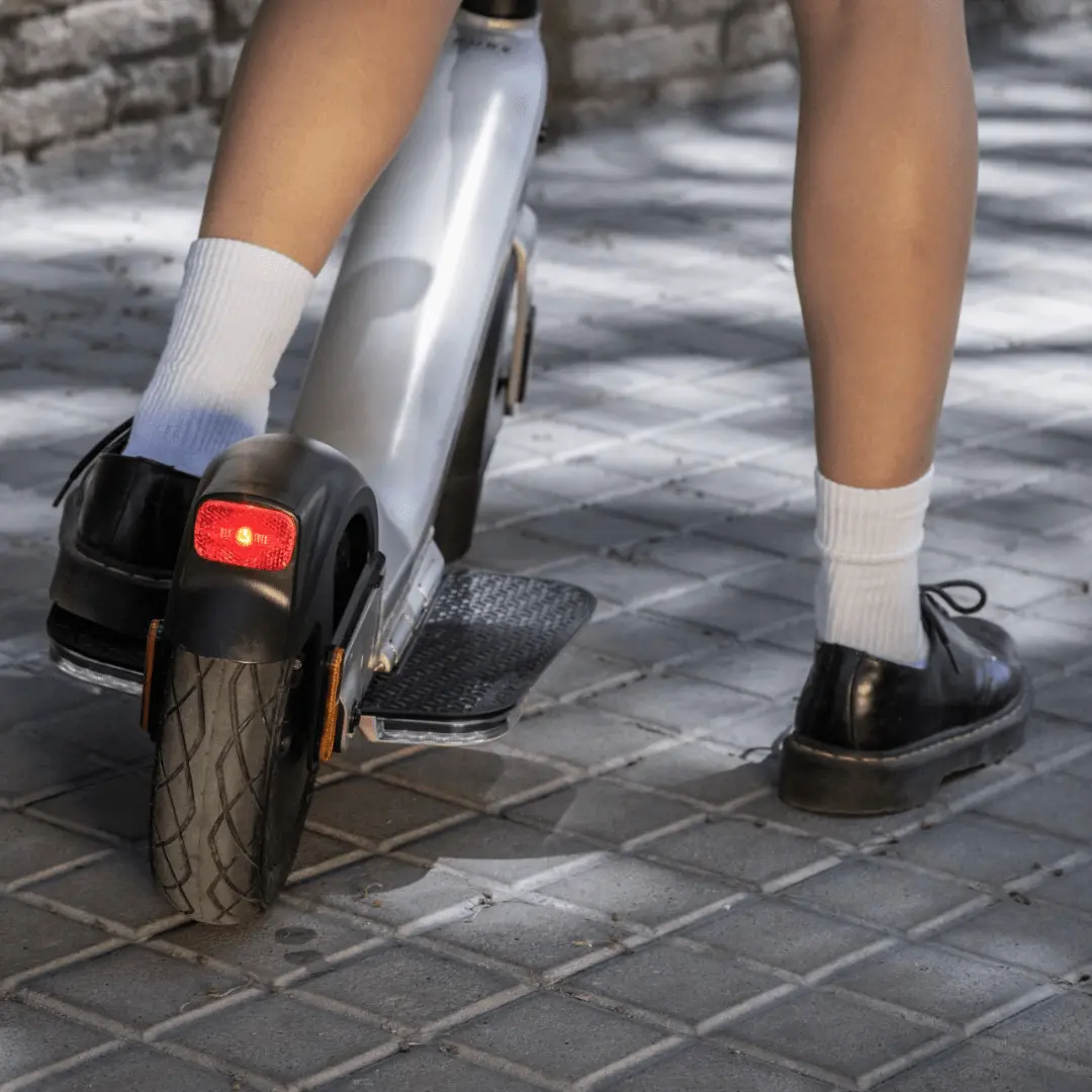 E-Scooter PURE Advance Trittfläche