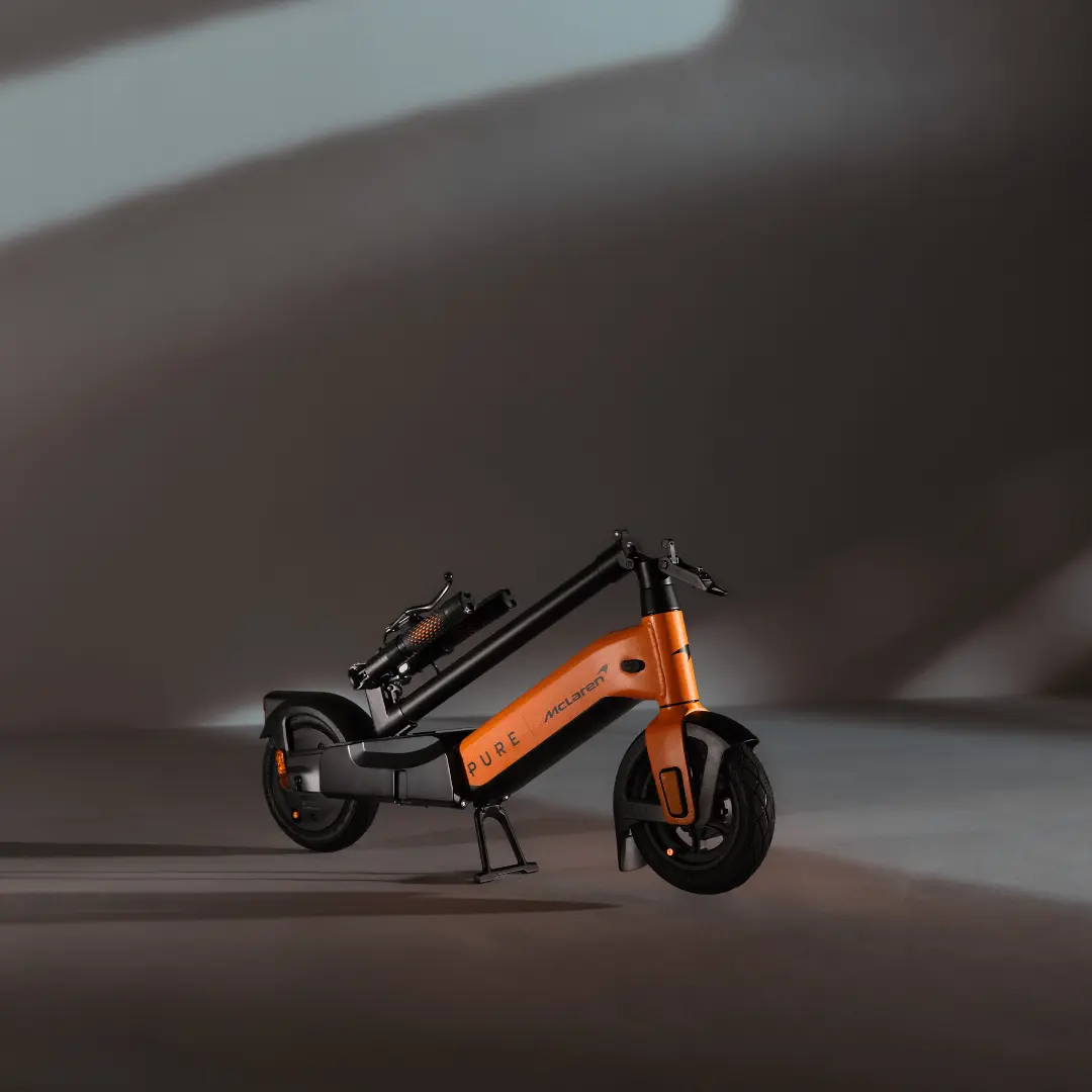 E-Scooter PURE McLaren Sonderedition Papaya klappbar