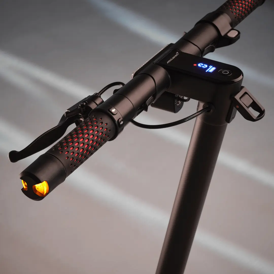 E-Scooter PURE McLaren Sonderedition Papaya Lenker