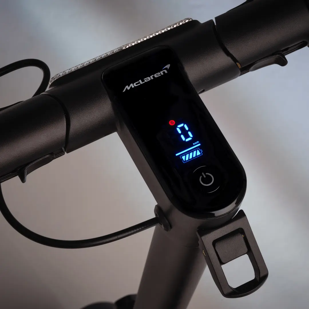 E-Scooter PURE McLaren Sonderedition Papaya Display