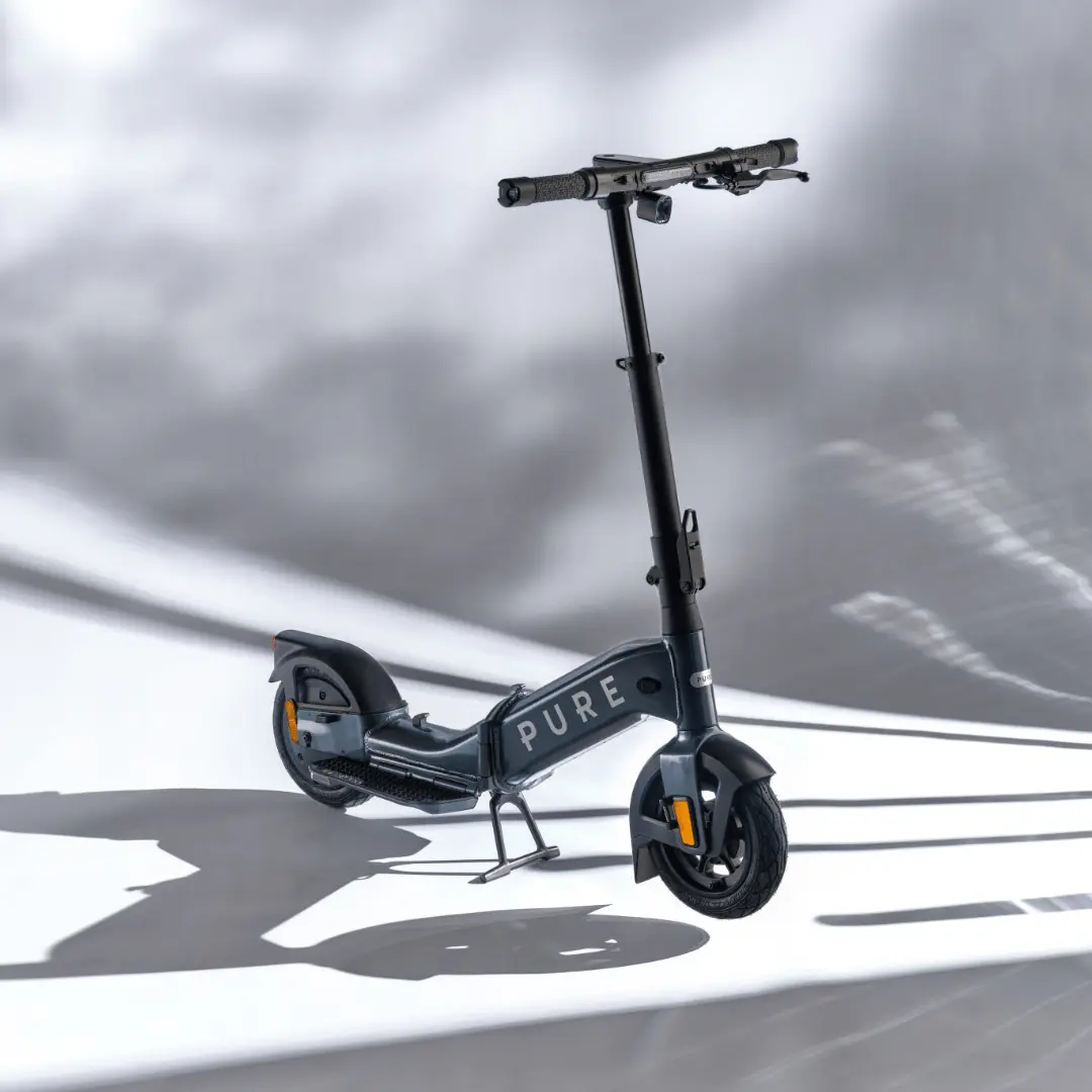 PURE Advance Flex E-Scooter in Mercury Grey Frontalansicht