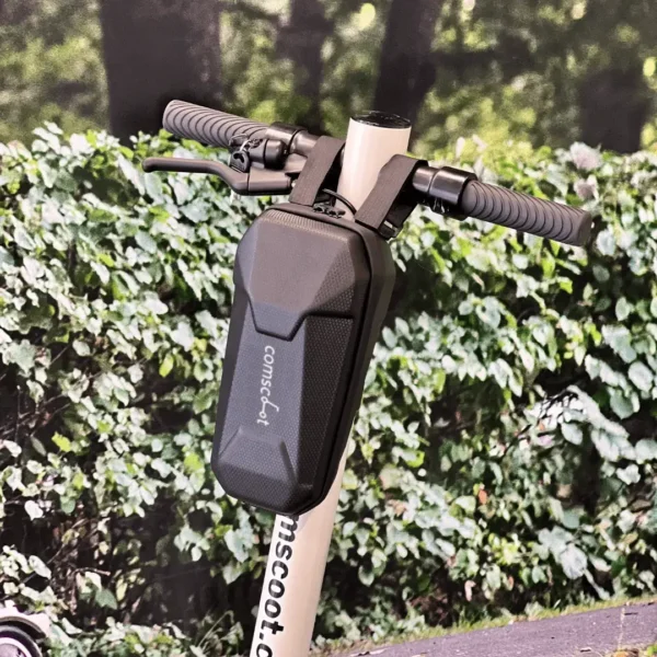 E-Scooter Lenkertasche auf comscoot PERFORMANCE