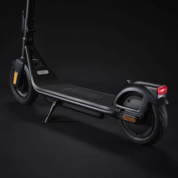 Produktbild E-Scooter PURE Air 4 - großes Trittbrett