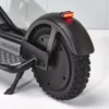 PURE Escape Pro E-Scooter schwarz-grau - Detailaufnahme Rücklicht hinten